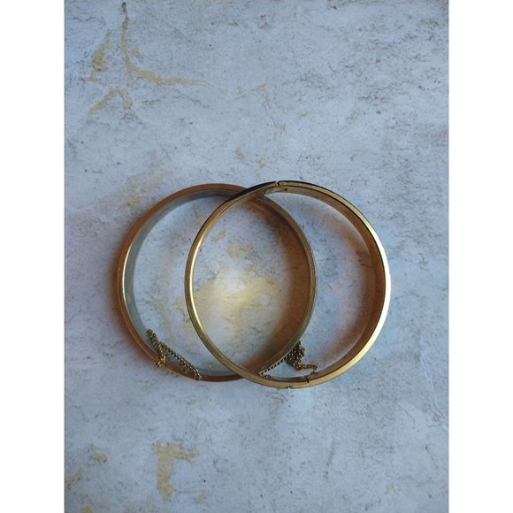 Vintage Black and Gold Set of 2 Bangle Bracelets Estate Jewelry - Picture 7 of 10